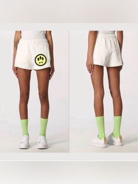 barrow new nwt white smiley face sweat shorts
